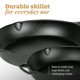 thumbnail image 4 of Set de sartenes Lodge Blacklock de hierro fundido de 26 cm y 30 cm Preseasone, 4 of 7