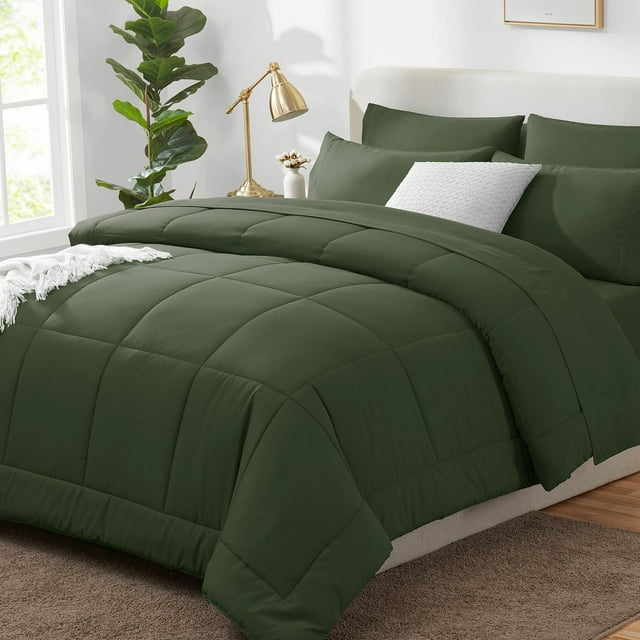 Juego de edredón CozyLux de color verde oliva, tamaño queen, 7 piezas