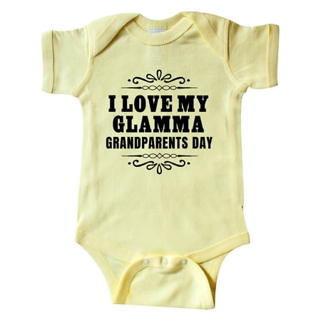 

Inktastic Grandparents Day I Love My Glamma Gift Baby Boy or Baby Girl Bodysuit