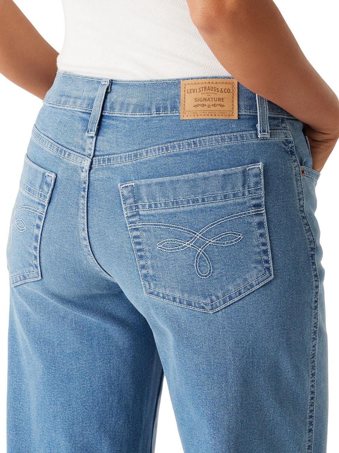 Jean bottillon relax ancien pour femme Levi Strauss SignatureMC Tailles offertes : 2 – 18