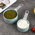 thumbnail image 4 of Tazas medidoras apilables con mango de acero inoxidable para medir ingredientes secos y líquidos, 4 of 5