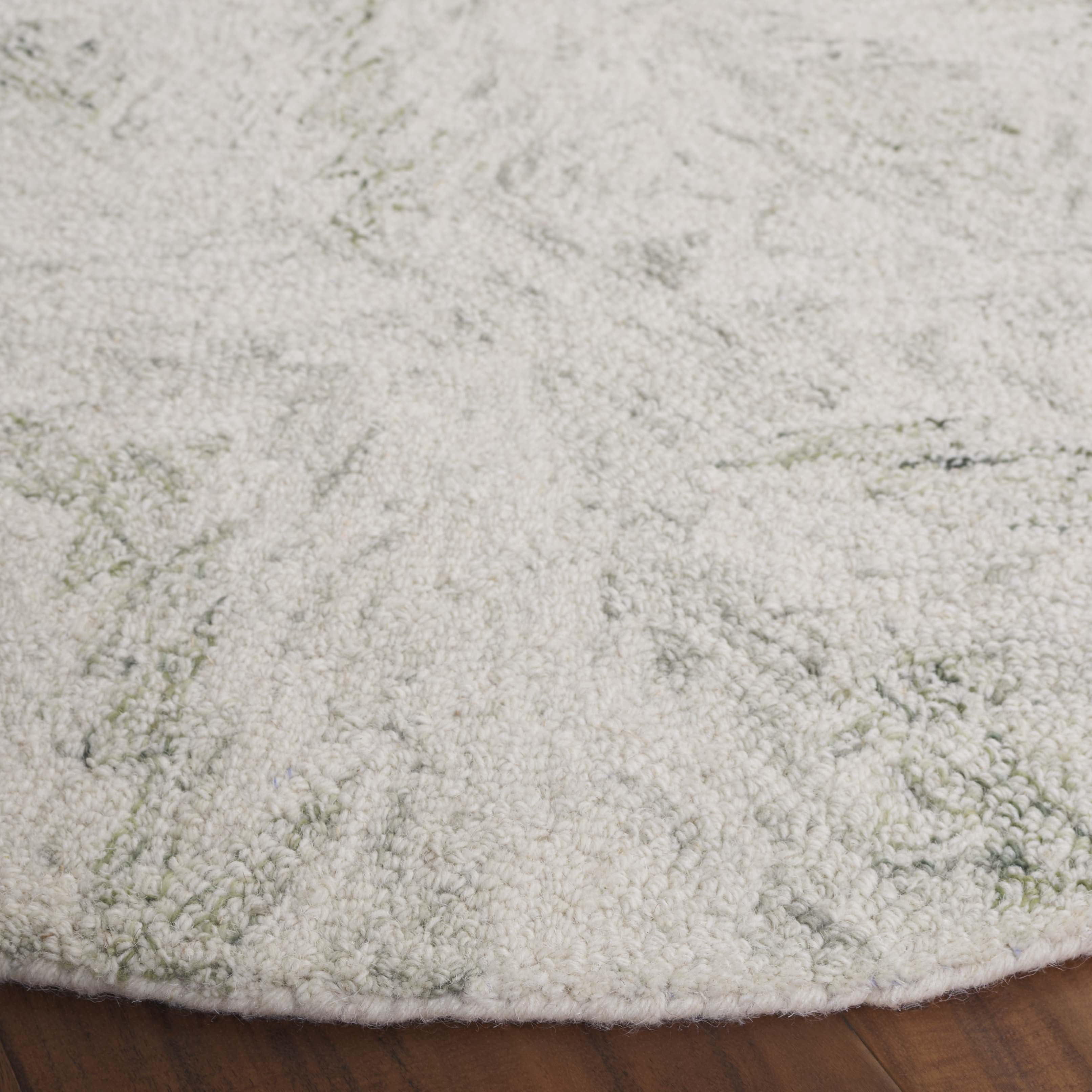 SAFAVIEH Ebony Ibrahim Distressed Area Rug, Ivory/Light Green, 6' x 6' Round