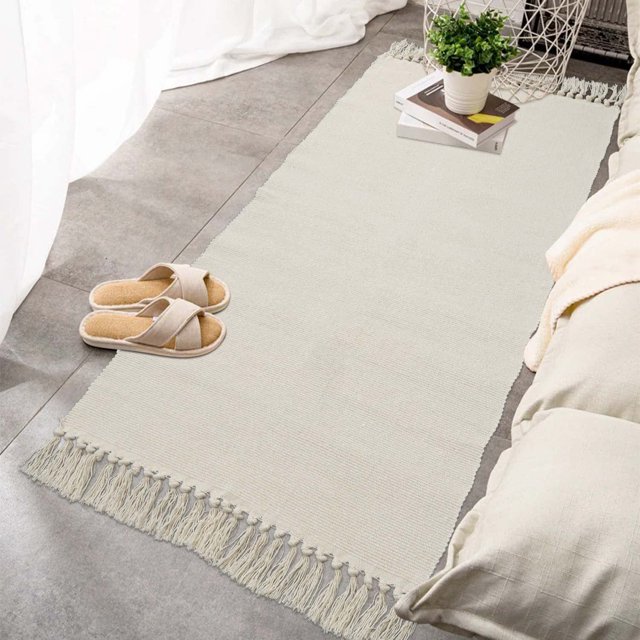 Seavish Boho Area Rug with Tassel 2x4.4 Beige Low Pile Entryway Rug, Hand Woven Farmhouse Accent Throw Rugs Reversible Bathroom Rug Runner for Kitchen Sink Laundry Room Bedroom Front Door Decor