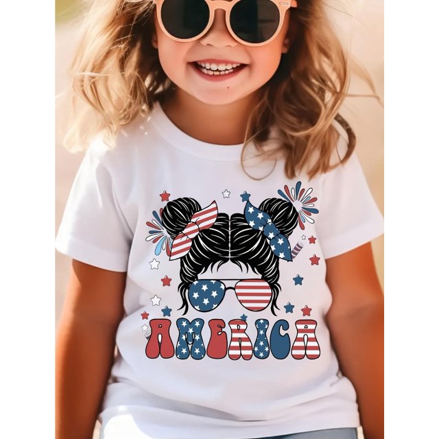Illustration of A Girl Cartoon Portrait Print, Casual T-Shirt - High-Quality Pure Cotton 180G, Round Neck Short Sleeve Top, Independence Gift