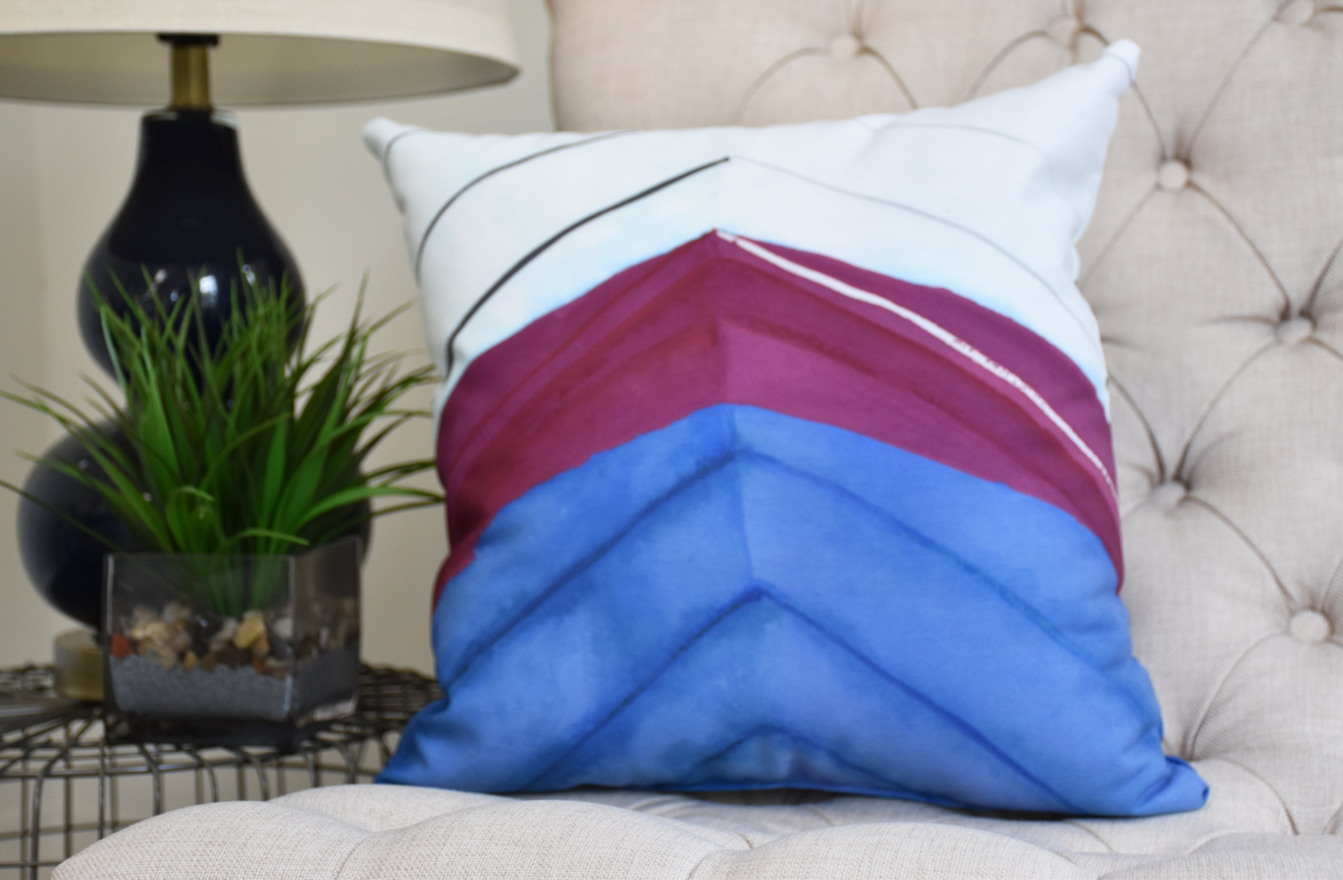 Simply Daisy, 20 x 20 inch, Boat Bow Center, Geometric Print Pillow, Royal Blue