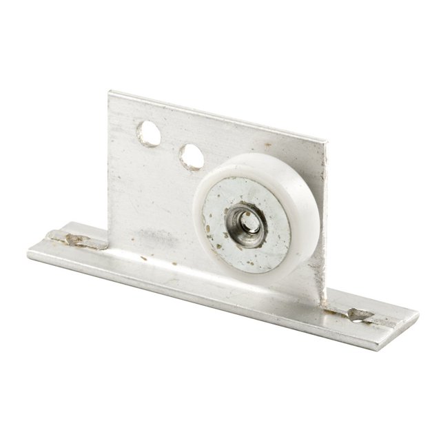 Prime-Line M 6035 Conjunto de soporte y rodillo para gabinete de bañera 3/4 pulg. Soporte de aluminio extruido con rodamientos de bolas de acero para neumáticos de nailon de borde plano (paquete de 2