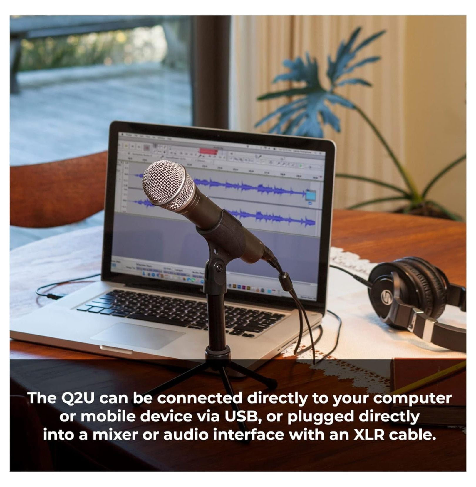 Q2U USB/XLR Dynamic Microphone Recording and Podcasting Pack (Black)