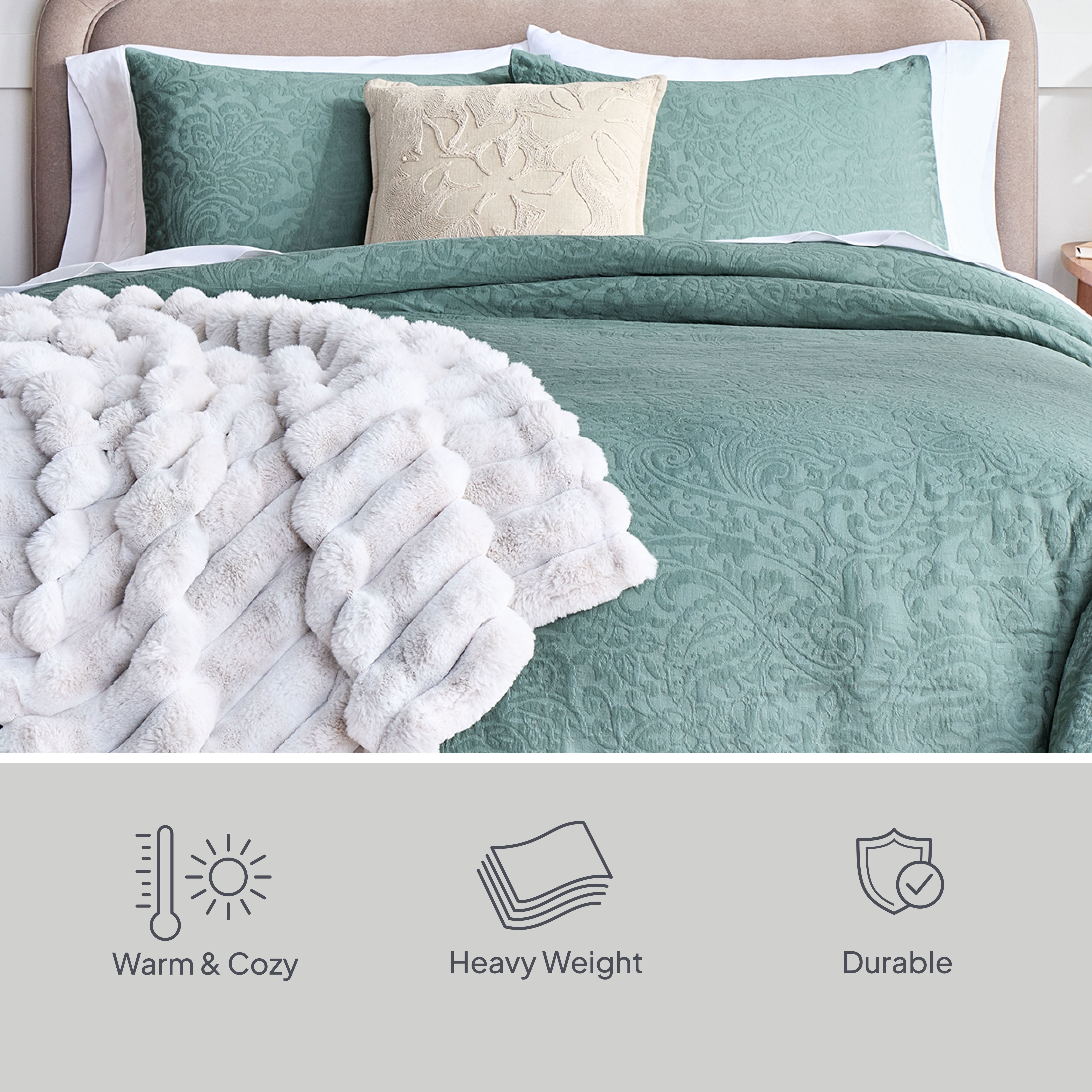 Better Homes & Gardens King Comforter Set, All-Season, 3-Piece, Sage Green Paisley Matelasse