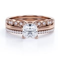 thumbnail image 1 of JeenMata Anillo de Compromiso Solitario - Juego de Anillos de Boda en Trío - Filigrana Art Déco Milgrain - Corte Cojín 2 Ct - Engaste Pavé 4 Puntas - Chapado Oro Rosa 18 K sobre Plata, 1 of 2
