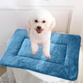 thumbnail image 4 of Alfombrilla autocalentable para mascotas, almohadilla térmica extra cálida para jaulas de interior y exterior, alfombrilla antideslizante lavable para perros y gatos medianos y pequeños (azul), 4 of 7
