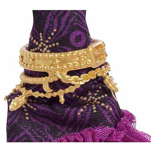 clawdeen wolf frights camera action