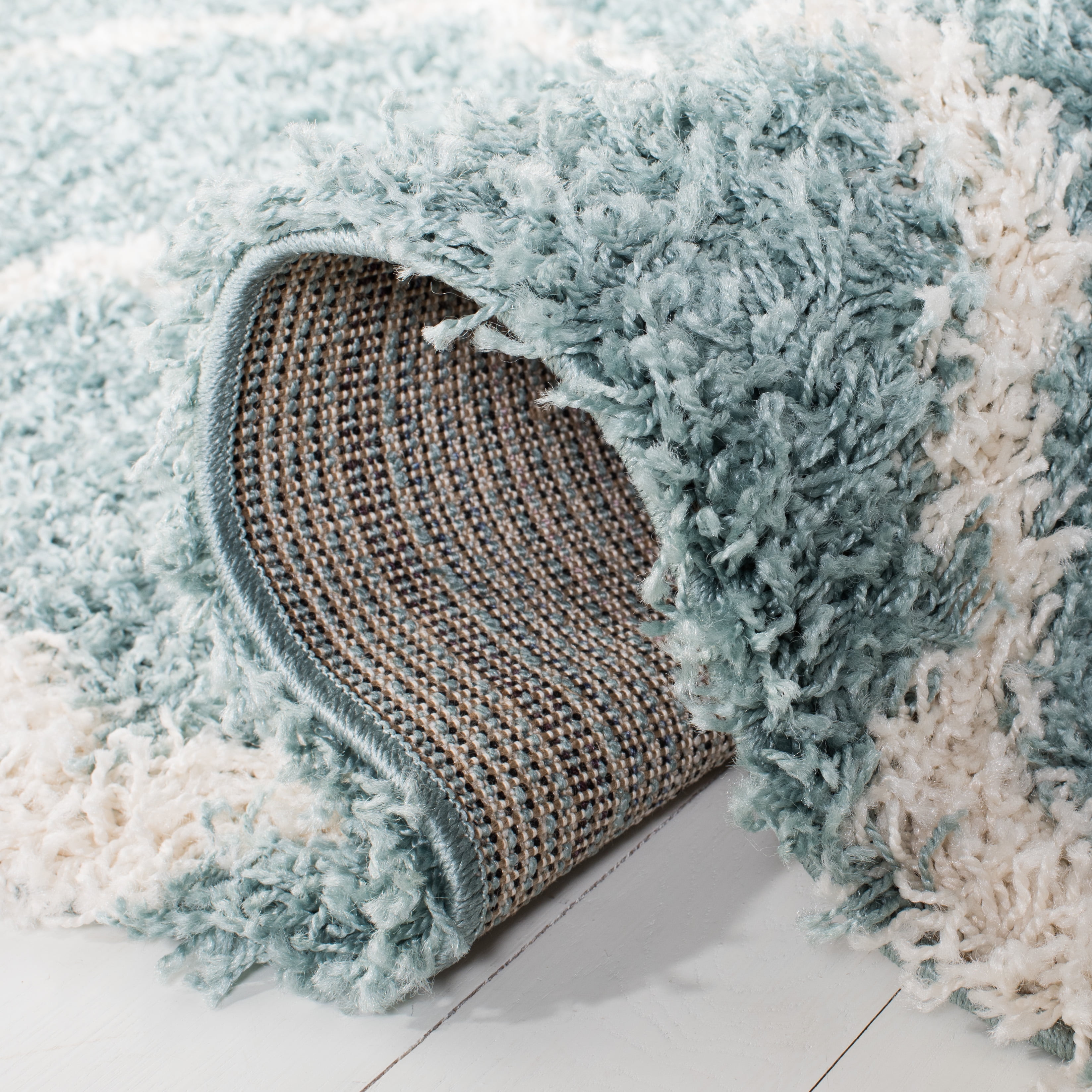 SAFAVIEH Dallas Belinda Geometric Shag Runner Rug, Ivory/Dark Grey, 2'3" x 12'