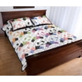 thumbnail image 3 of Colcha con estampado de panda de colores, 3 of 5