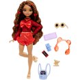 thumbnail image 3 of Barbie-Équipe de Rêve Teresa-poupée et accessoires, 3 of 6