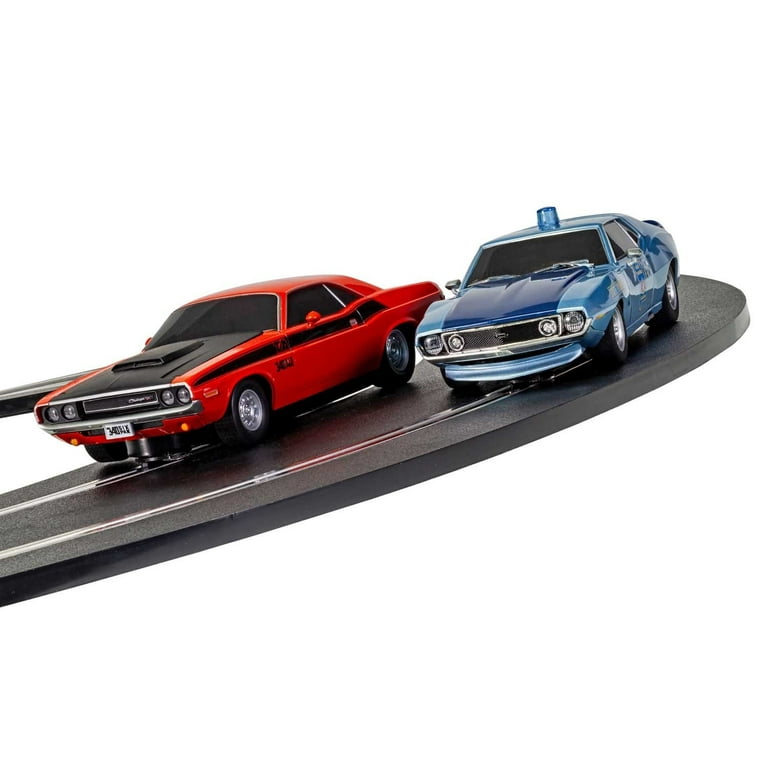 Scalextric C1405T American Police Chase Javelin vs Dodge