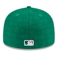 thumbnail image 4 of Men's New Era Kelly Green Toronto Blue Jays St. Patrick's Day 59FIFTY Fitted Hat, 4 of 6