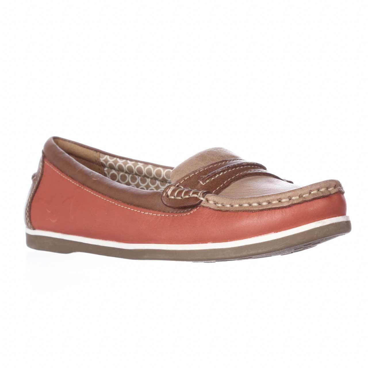 naturalizer boat shoes