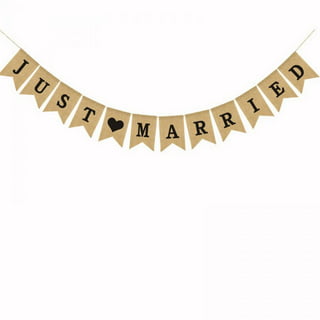 GuassLee JUST Married Banner Car Decorations, Gold Glitter Just Married  Sign Garland for Bridal Shower Decorations, Photo Props and Car Decorations
