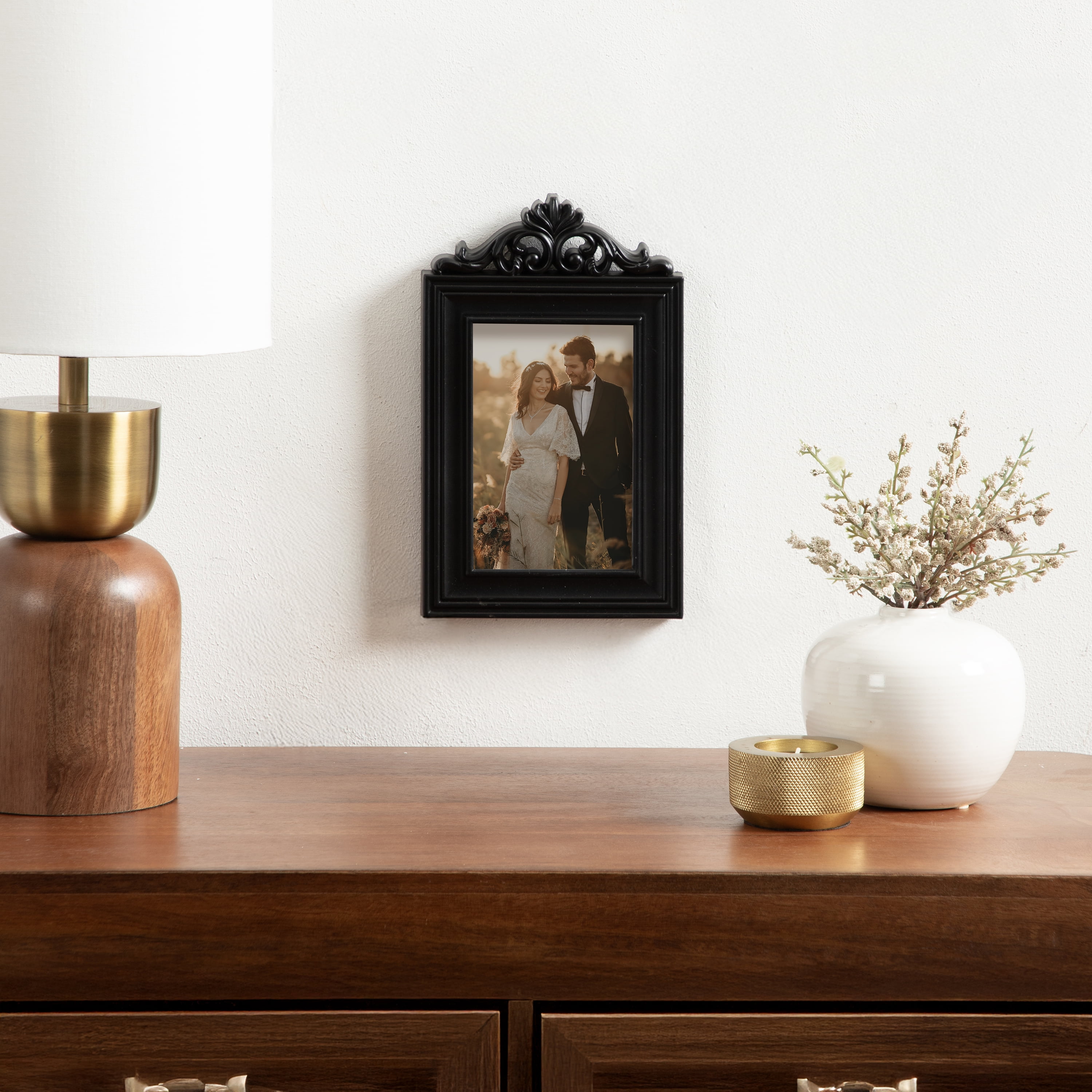 DesignOvation Cantua 4" x 6" Black Decorative Tabletop Picture Frame