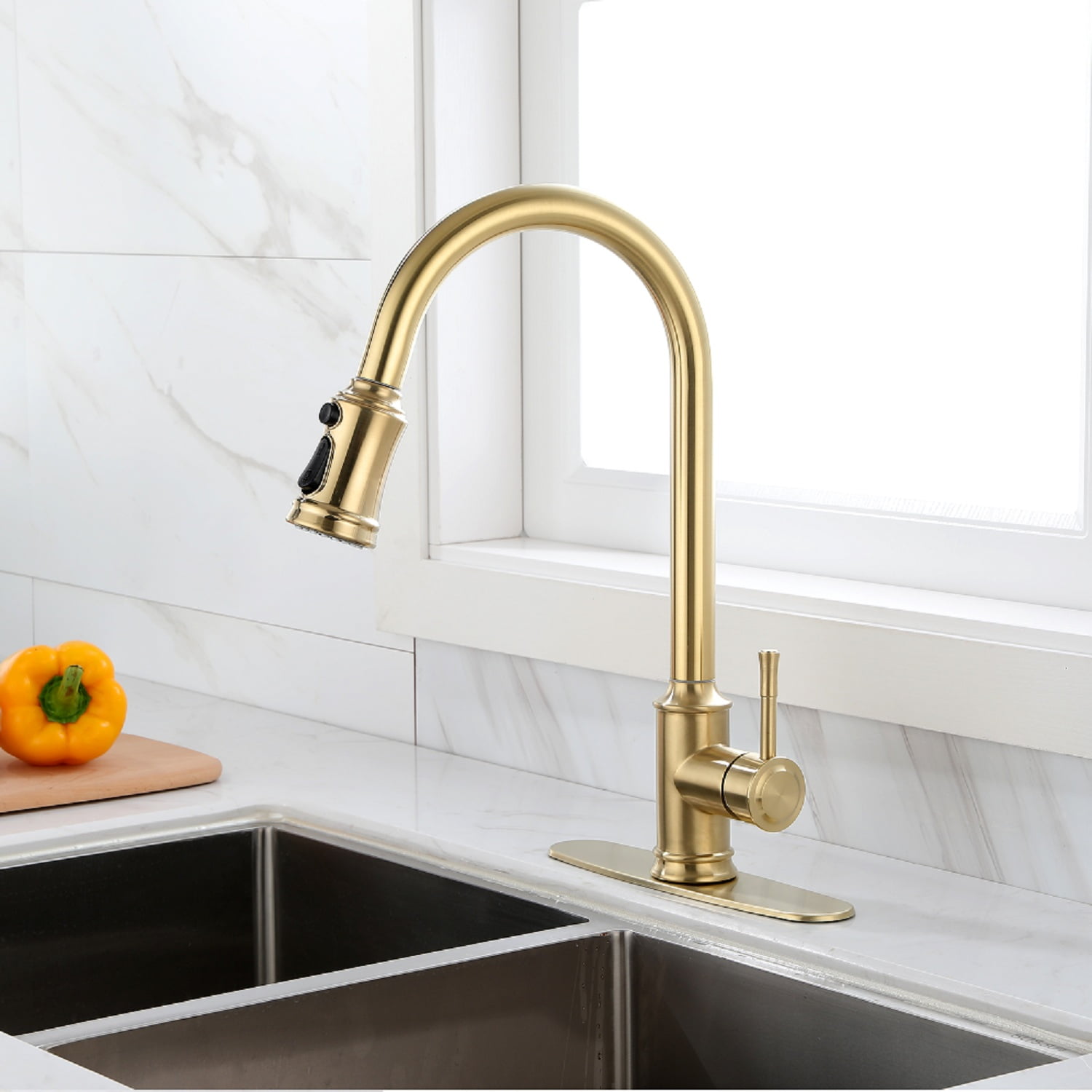 Modern Kitchen Faucet Brushed Nickel,Kitchen Faucets with Pull Down