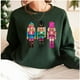 thumbnail image 3 of Sudadera elegante navideña para mujer, sudadera divertida con lentejuelas y cascanueces, linda sudadera con cuello redondo Y2k, ropa retro vintage para invierno, 3 of 4