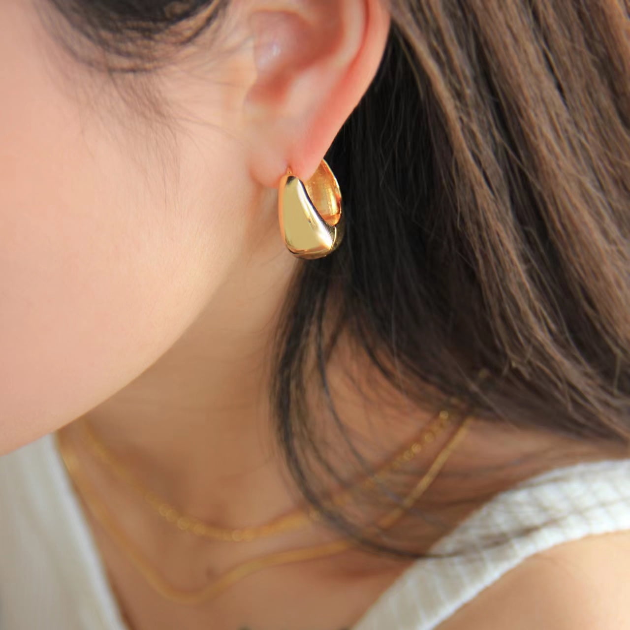 Gold and Silver Large Chunky Hoop Earrings Lightweight Huggie Big Earring Hoops for Women
