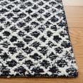 thumbnail image 3 of SAFAVIEH Micro-Loop Arnold Diamond Area Rug, Black/Ivory, 6' x 9', 3 of 8
