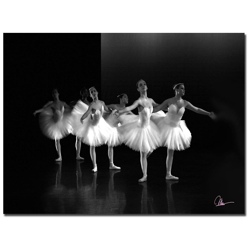 Trademark Art "Dancers XIV" Canvas Art by Martha Guerra, 18x24