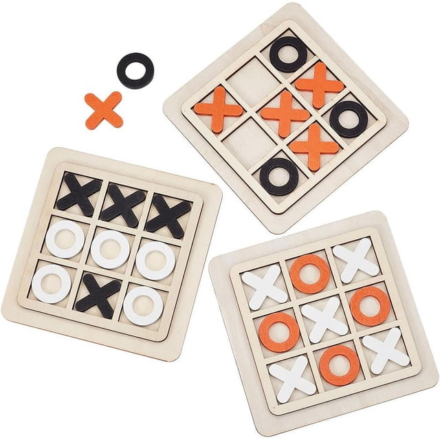 Juego de 3 tableros de tres en raya de madera en 3 colores. Juego de mesa clásico para toda la familia, ideal para decoración del hogar en interiores. Medidas: 15 x 15 cm.