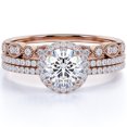 thumbnail image 1 of JeenMata Anillo de Bodas de Tres Diamantes y Moissanita de Corte Redondo Clásico de 1,5 Quilates Engastado en Oro Rosa de 10 K, 1 of 6