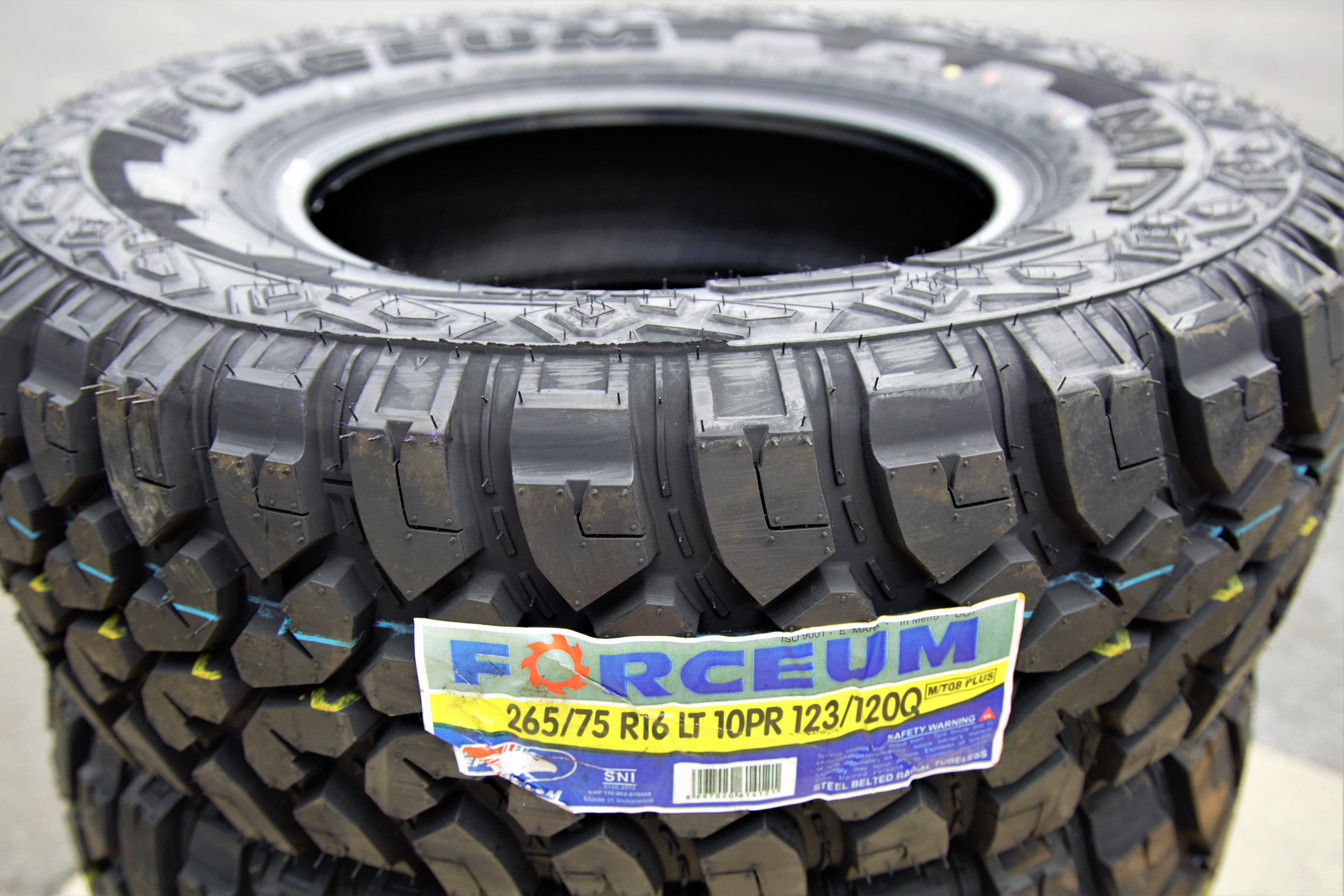 Forceum M T 08 Plus Lt 265 75r16 E 10 Ply Mud Tire Walmart Com Walmart Com