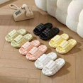 thumbnail image 3 of Zapatillas de baño antideslizantes para hombres y mujeres, zapatillas de goma para el hogar de Color sólido, sandalias de suela suave para interiores EVA, Verano, 3 of 7