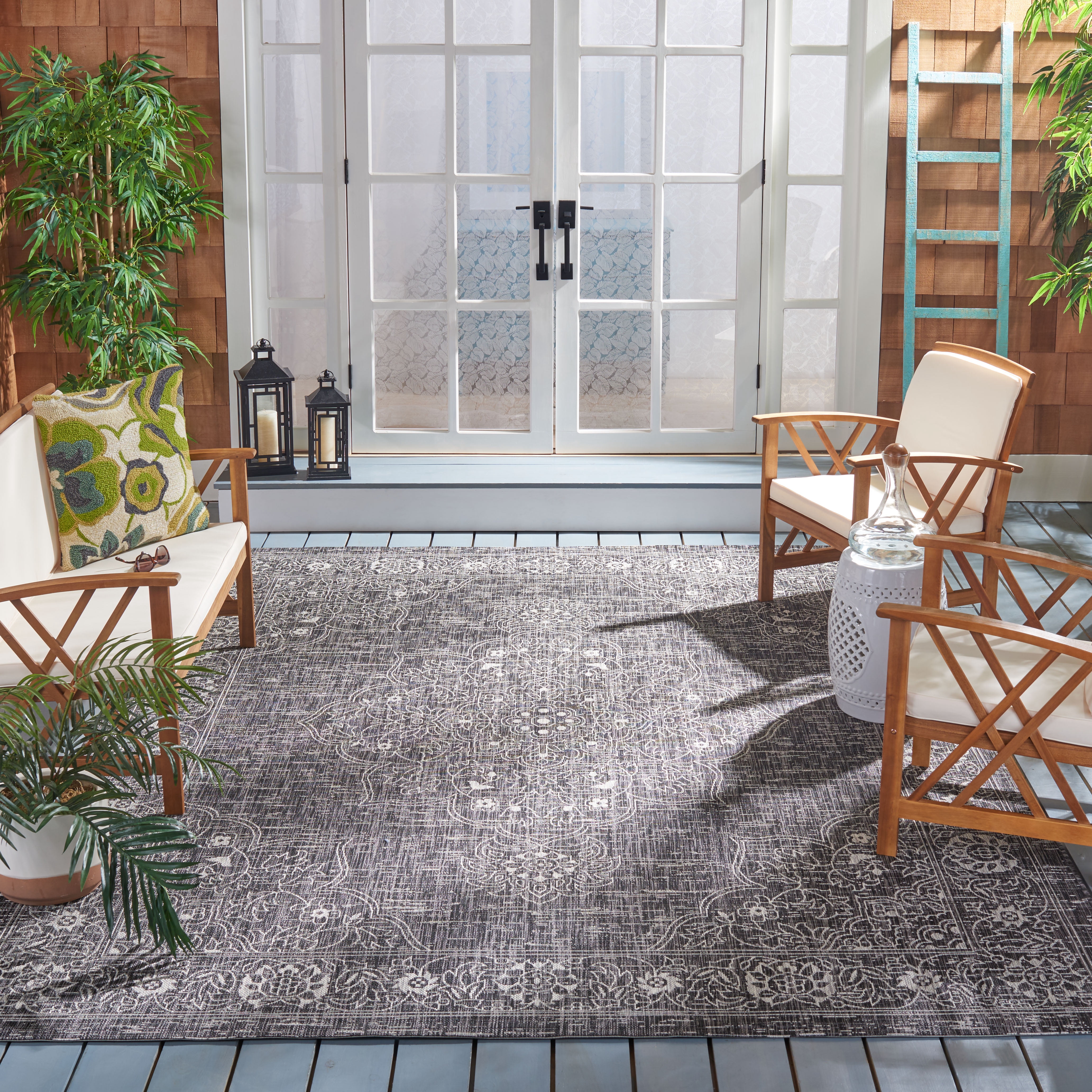 SAFAVIEH Courtyard Chao Medallion Indoor/Outdoor Area Rug, Grey/Black, 8' x 11'