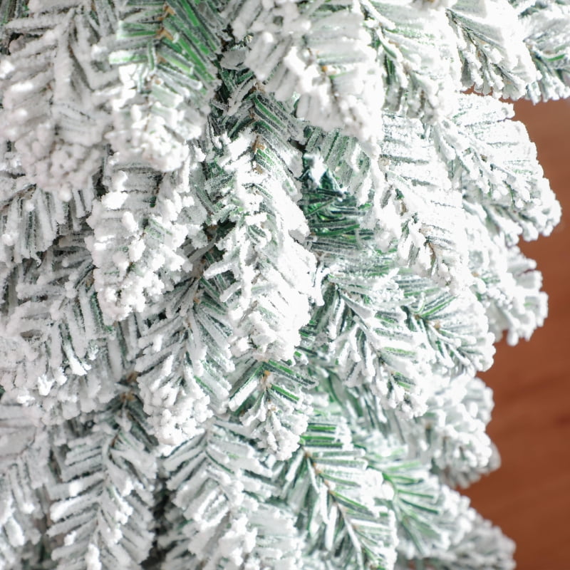 Alvantor Christmas Tree Unlit Snow-Flocked Pencil with 301 Tips 17.7x17.7x60 in 5ft Green