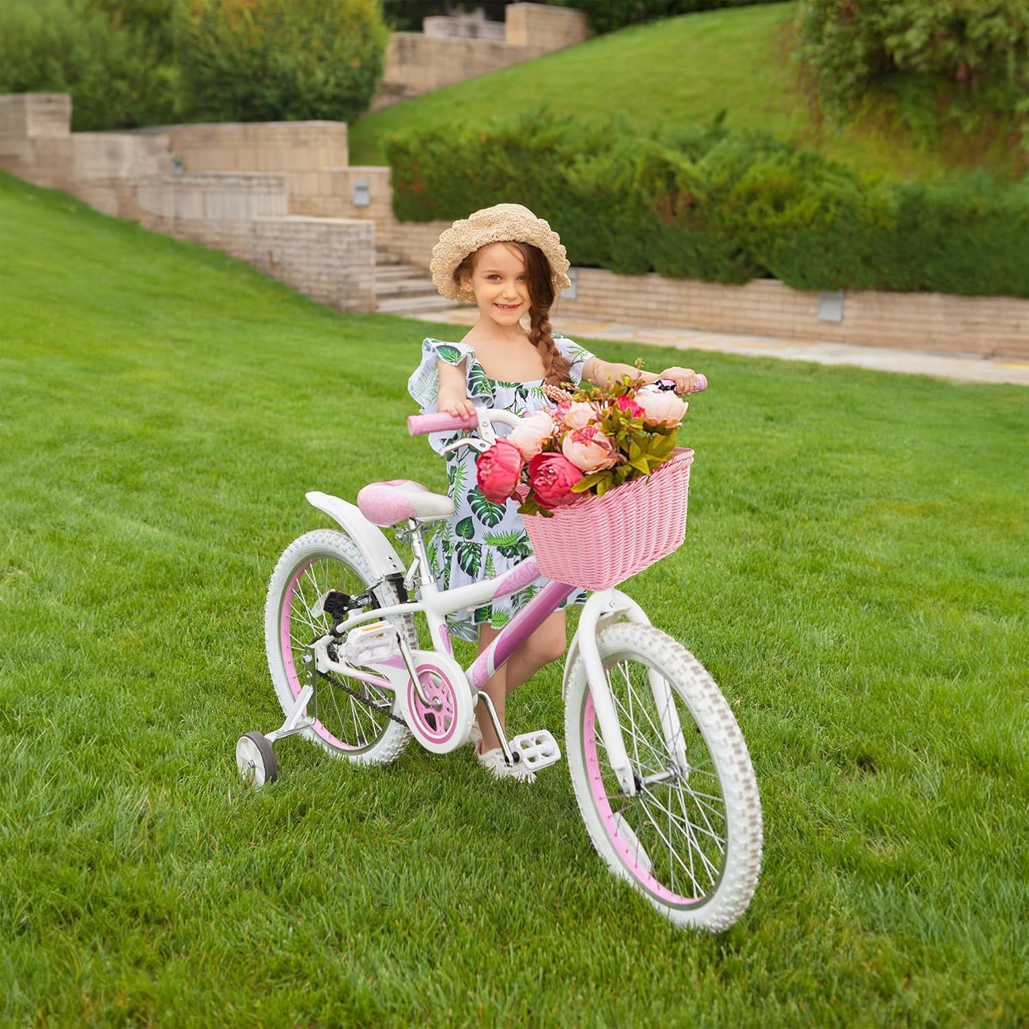 GRANNY SAYS Kids Bike Basket, Front Bicycle Baskets for Kids, Small Wicker Bike Basket for Boys and Girls, Pink