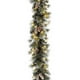 Guirlande de Pin Scintillant de 9' x 10" avec des Cônes, des Flocons de Neige et 100 Lumières Claires – image 1 sur 1