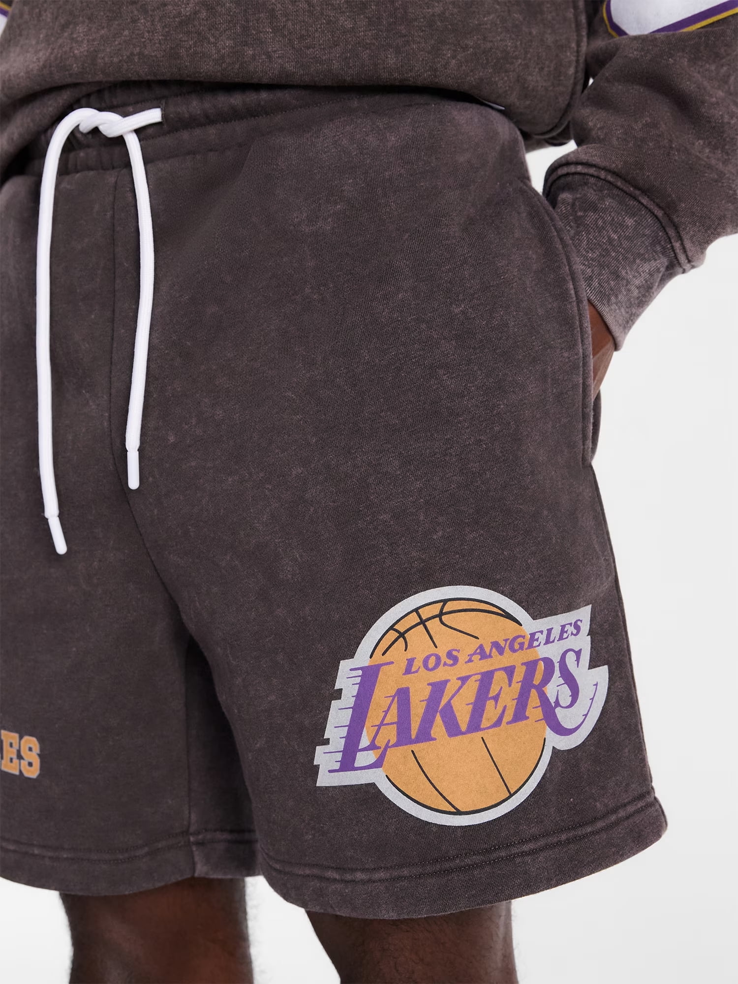NBA, Men's & Men's Big and Tall Mineral Wash Graphic Shorts, Los Angeles Lakers, Sizes XS–5XB