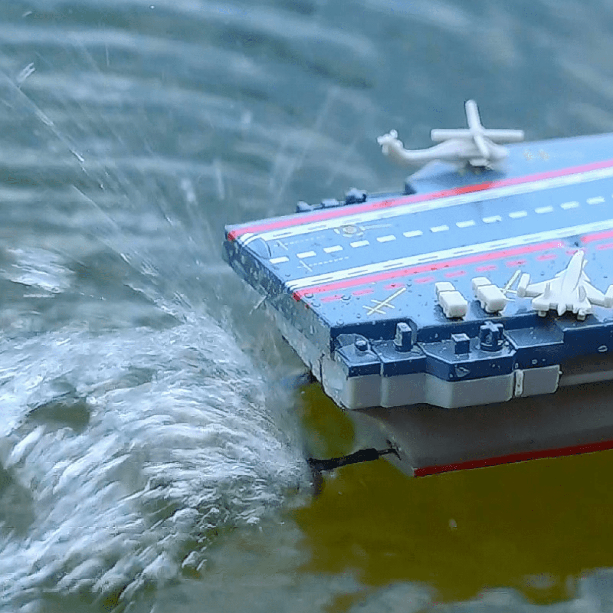 Mini RC Battleship 2.4G Remote Control Boat for Pool & Lake, Outdoor Play Toys for Kids Gifts