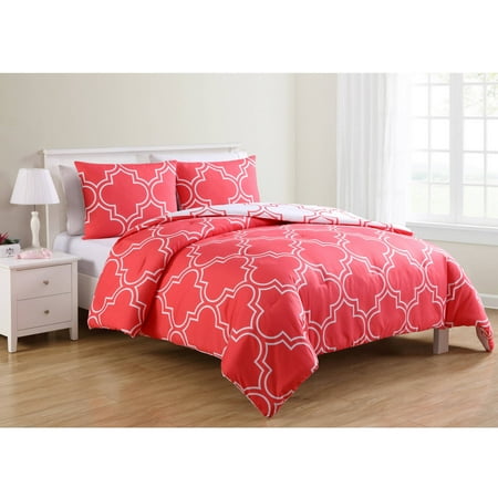 Coral Bedding Set VCNY Home Coral Gia Quatrefoil Printed 2/3 Piece Reversible Bedding Comforter Set, Shams Included ()
