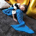 thumbnail image 2 of Manta de cola de sirena para usar, 140 x 70 cm, azul, cálida manta para todas las estaciones, sofá, edredón, sala de estar, saco de dormir para niños, escamas de pescado, 2 of 5