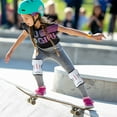 thumbnail image 1 of Xihbxyly Espinilleras de Fútbol de Doble Correa, Espuma Amortiguadora, Insertos Suaves y Protectores Tipo Leggings, Ajuste Cómodo para Actividades Deportivas, Juego Seguro para Estudiantes, Tamaño 14, 1 of 5