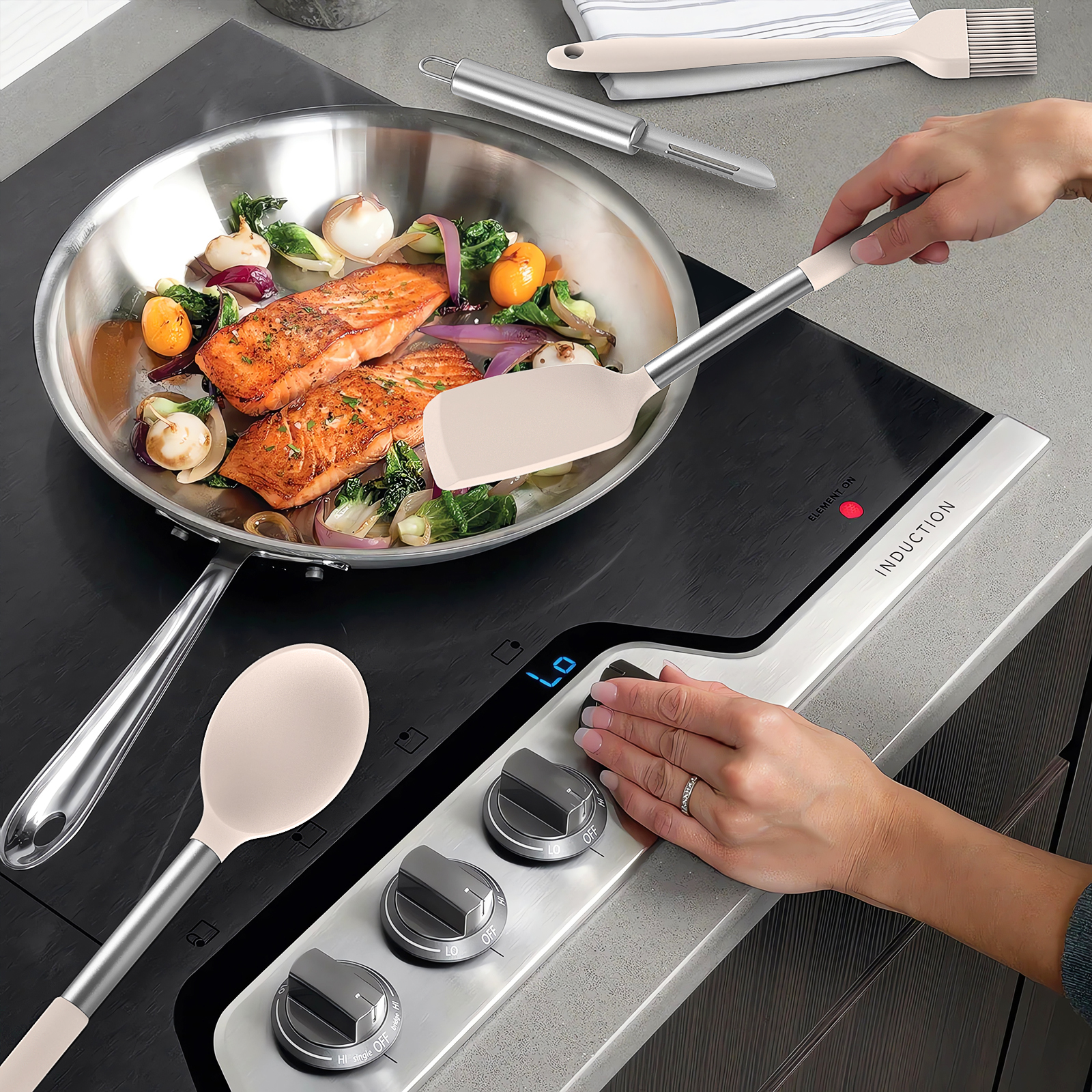 Oannao 32-Piece Silicone Cooking Utensil Set With Holder photo 2