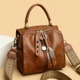 thumbnail image 2 of 2024 Nuevo bolso de mano de lujo para mujer Tendencia de moda Bolso de hombro de cuero suave para niña Bolsos de marca de lujo Artículos femeninos Sac A MAIN, 2 of 5