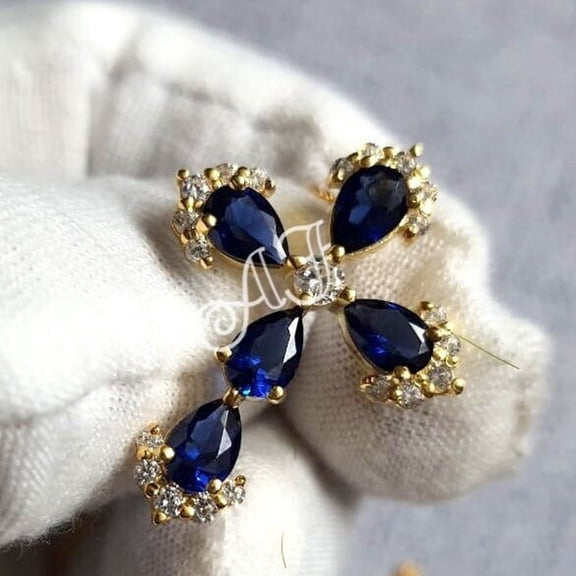 Aishvi Jewels Jesus Cross Pendant Necklace, Cross Pendant Necklace, Blue Sapphire Necklace, Round Cut VVS1 Diamond Necklace, Gift for Her, Cross Necklace