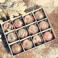 thumbnail image 4 of Caja de regalo de bolas navideñas-Juego de bolas de champán de 6CM/12 piezas/170G, 4 of 5