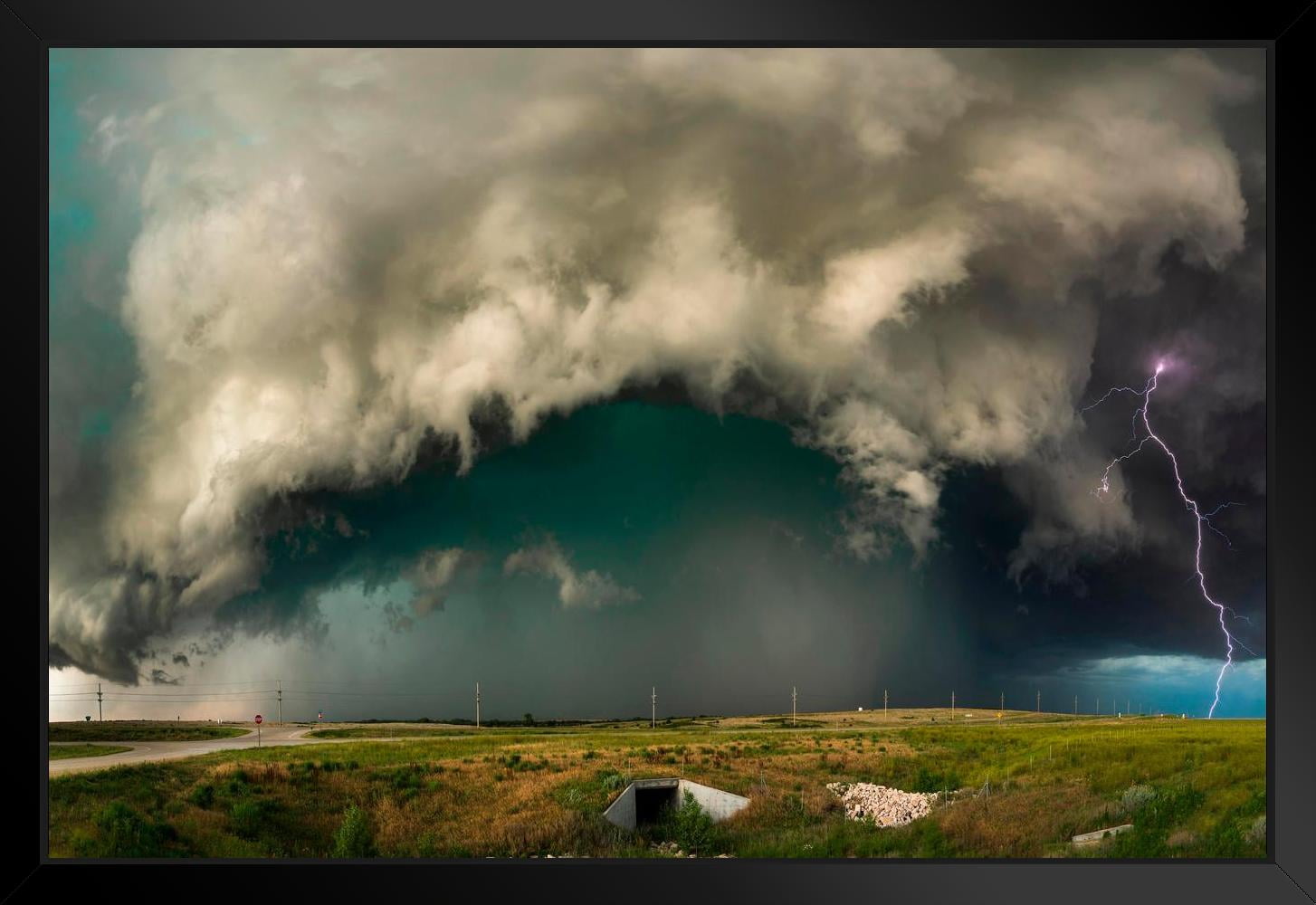 Violent Thunderstorm on Plains of Kansas Photo Art Print Black Wood Framed Poster 20x14