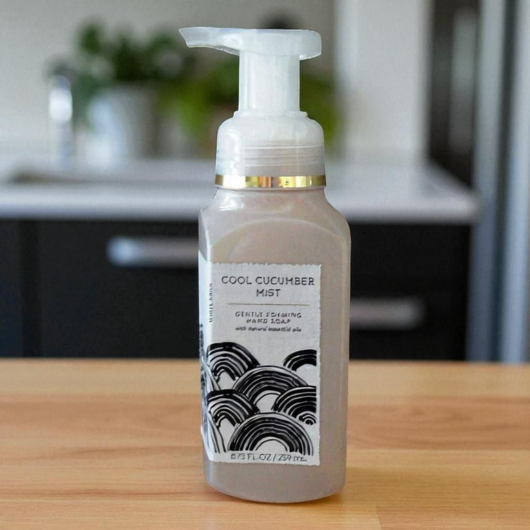 Bath and Body Works Cool Cucumber MIst Gentle Foaming Hand Soap