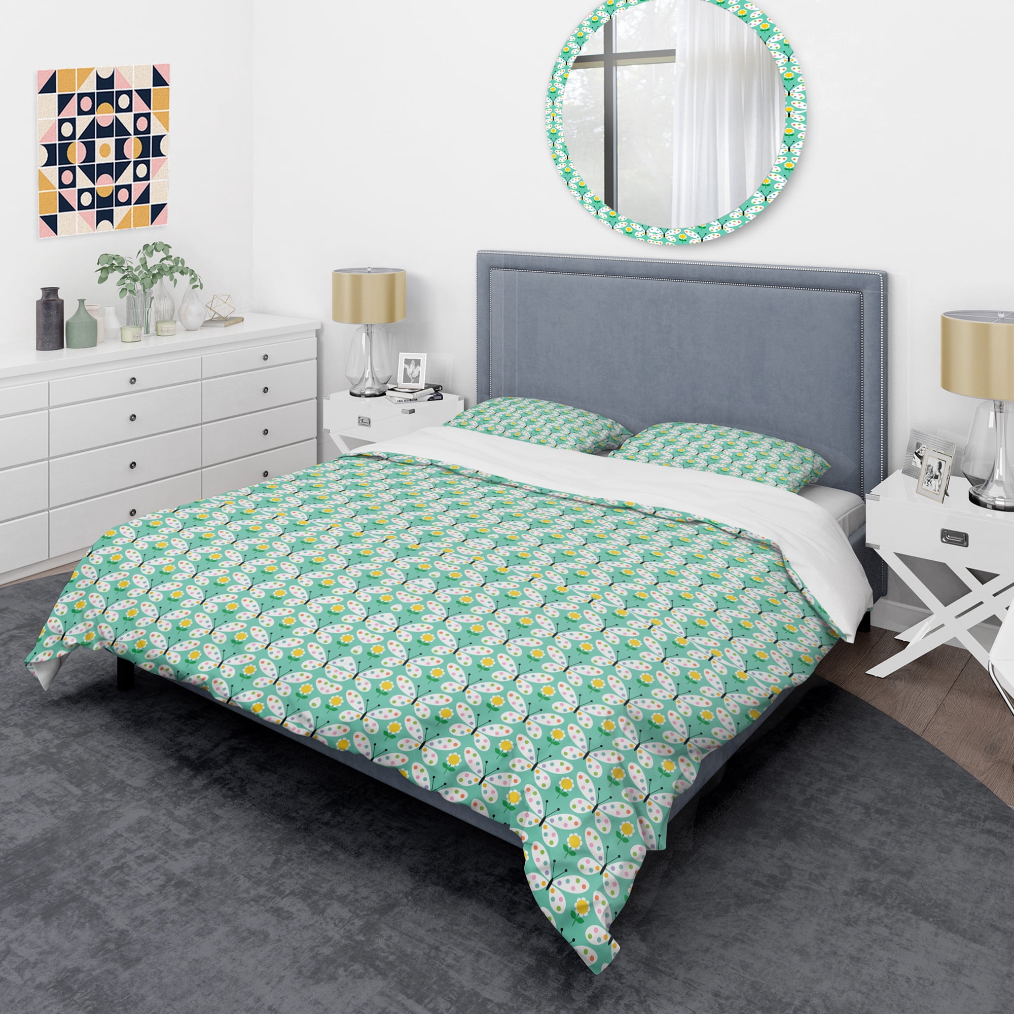 Designart 'Retro Butterflies I' Mid-Century Modern Duvet Cover Set