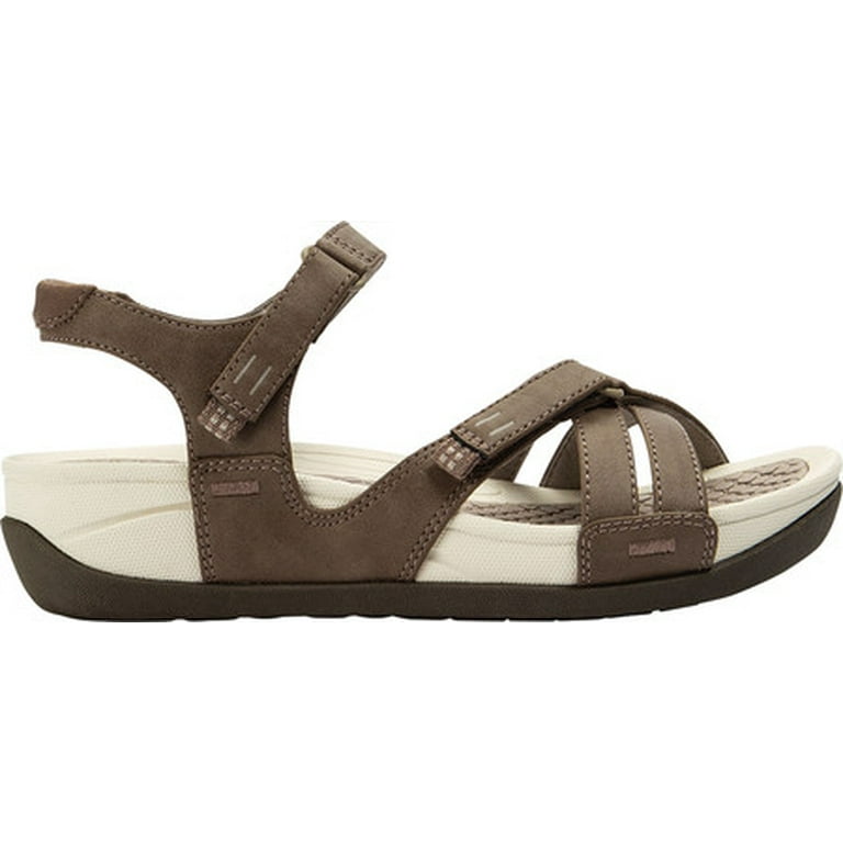 Baretraps walking sandals sale