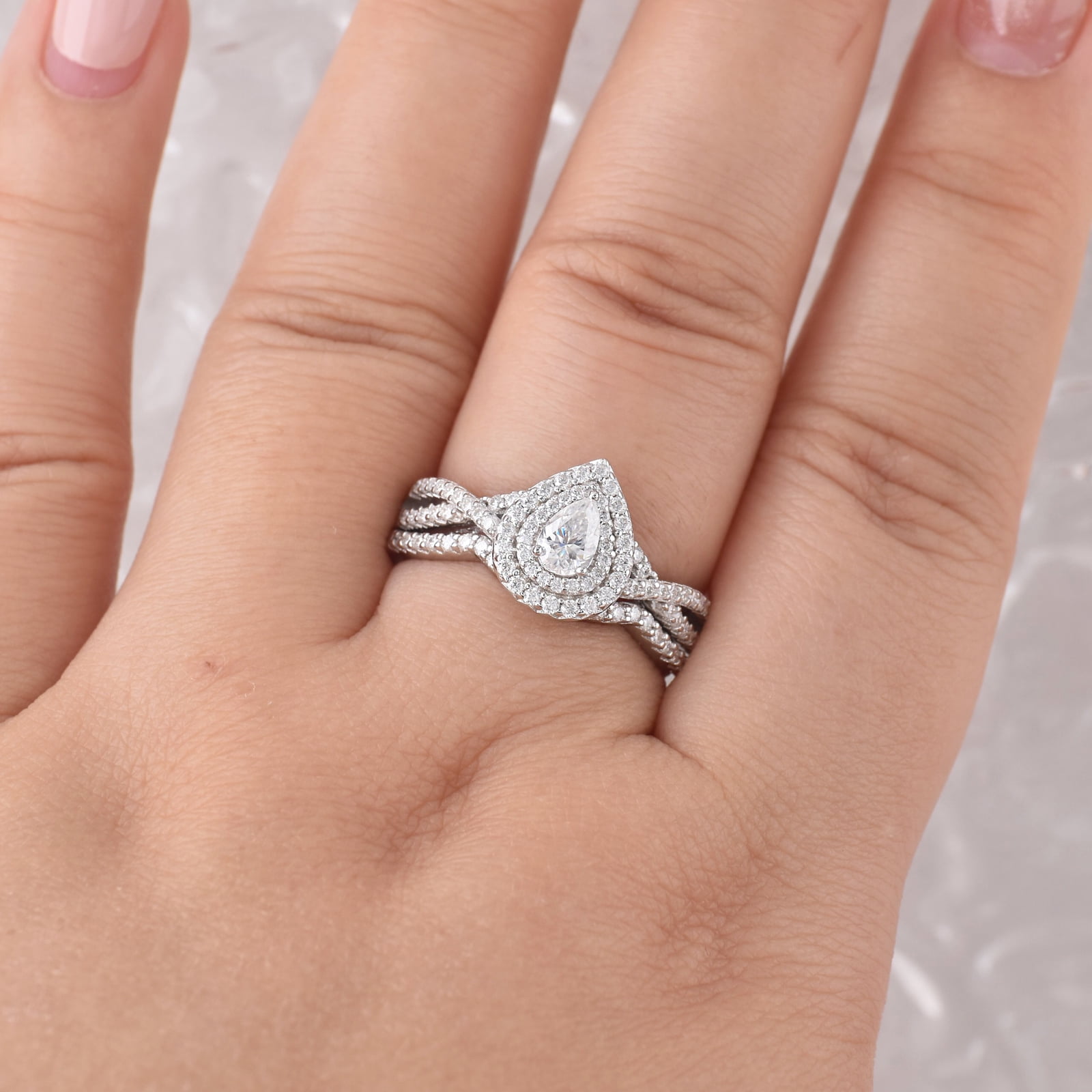 Newshe Jewellery 2 Ct Moissanite Wedding Rings for Women Twisted Band 925 Sterling Silver Rings Size 8